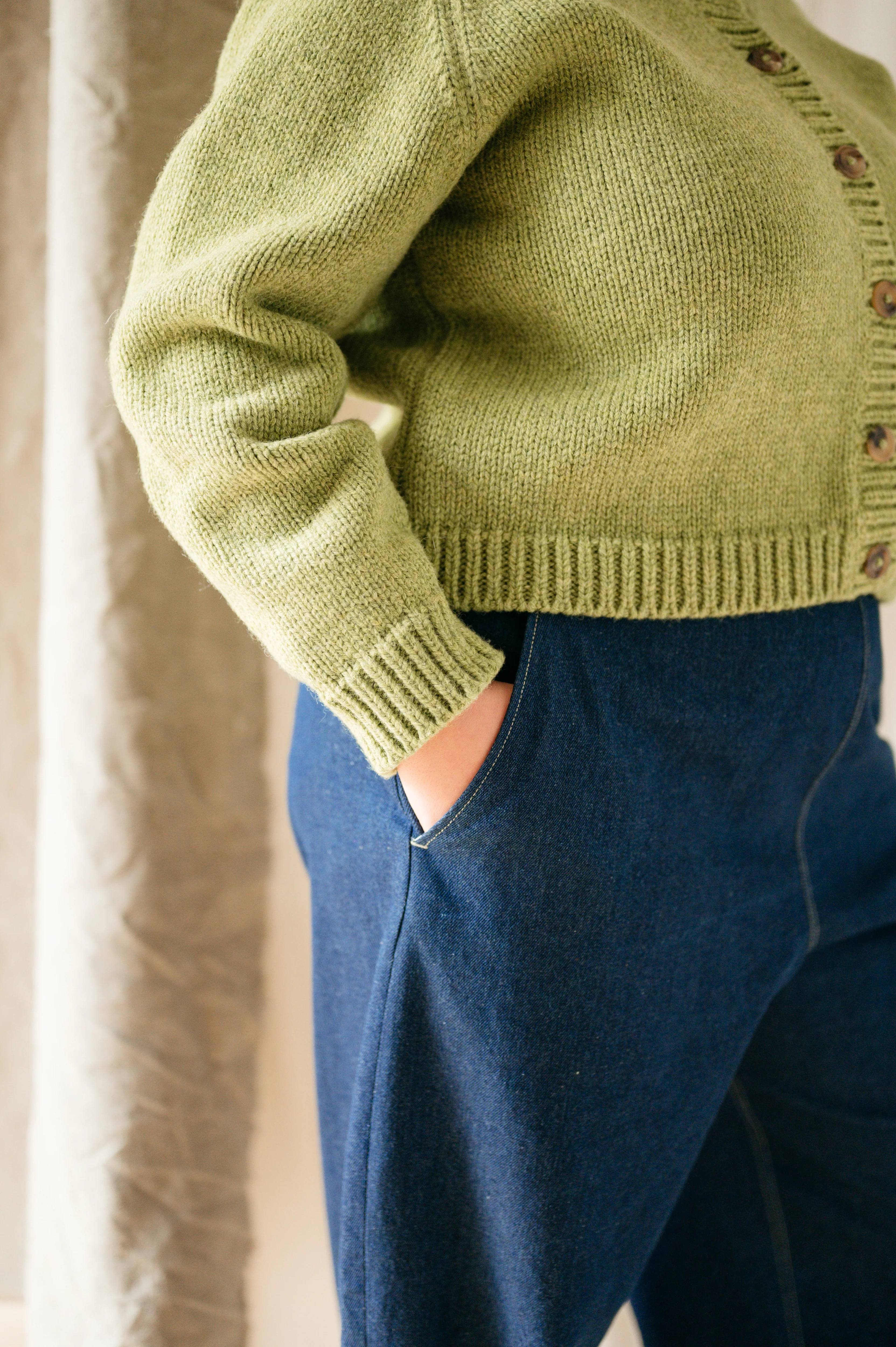 Atwin The Label - The Barrel Leg Trousers In Indigo Denim - Image 5