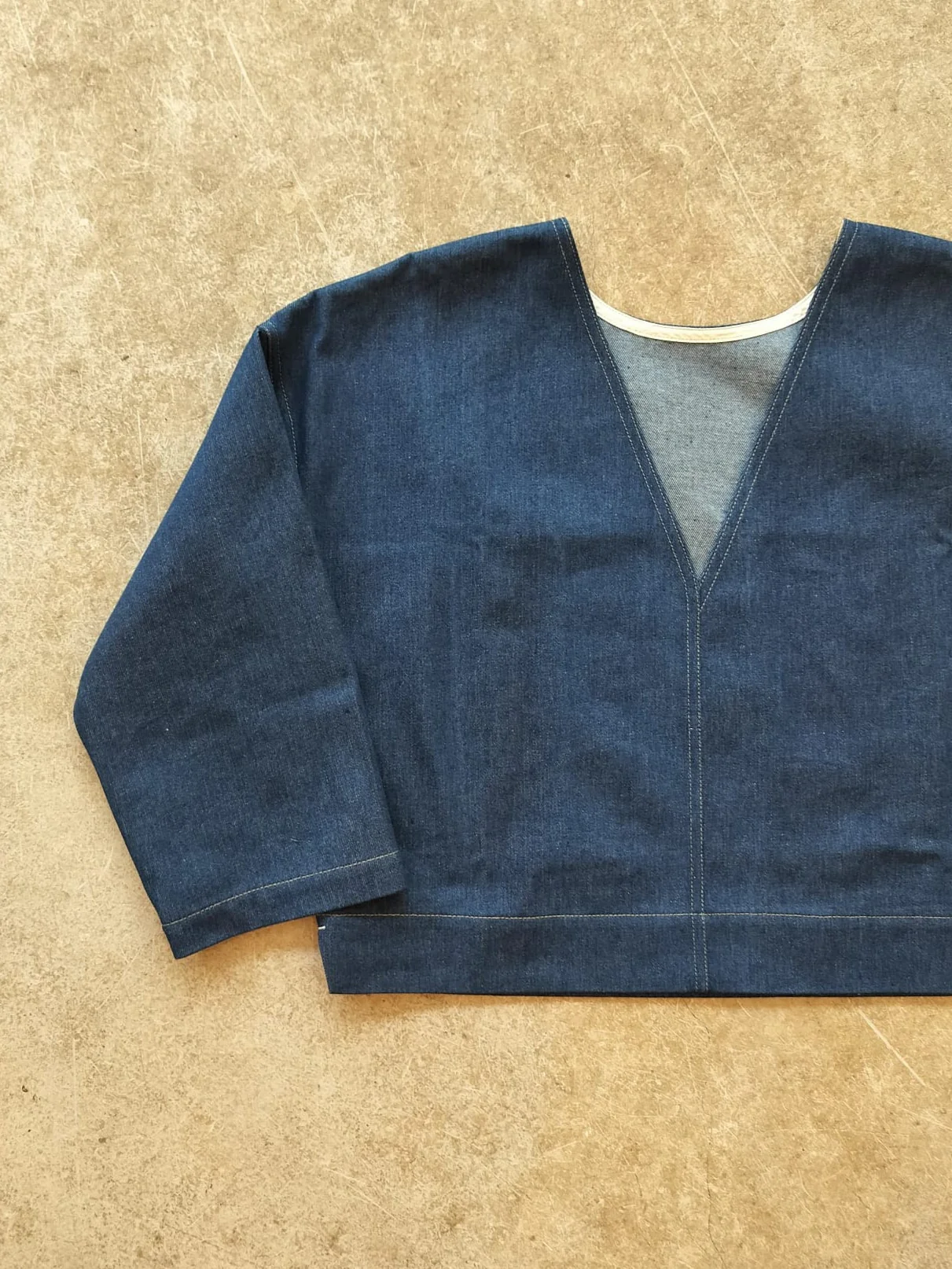 Atwin The Label - The Reversible Top In Indigo Denim - Image 6