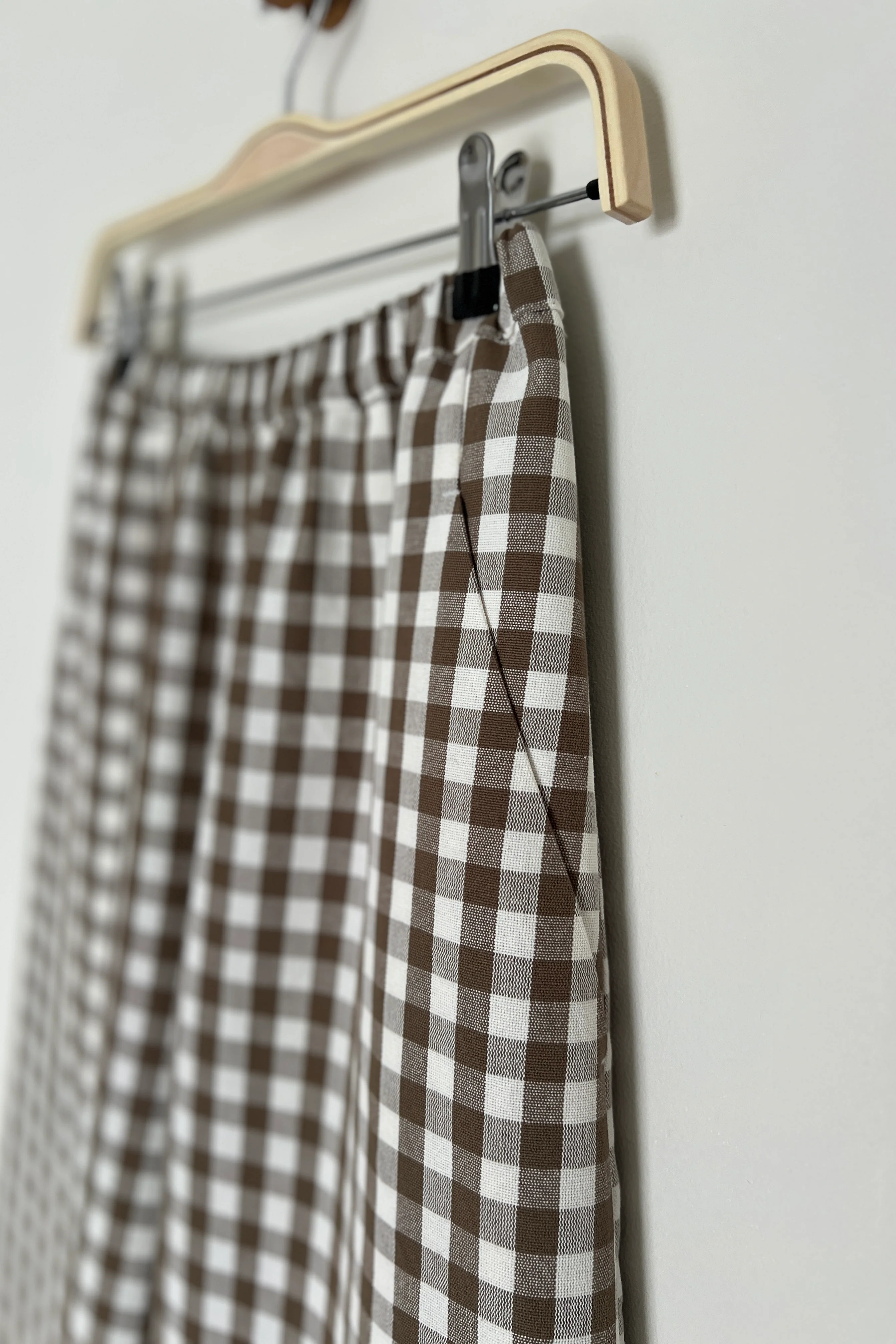 Atwin The Label - The Wide Leg Trousers In Brown Cotton Gingham - Image 6